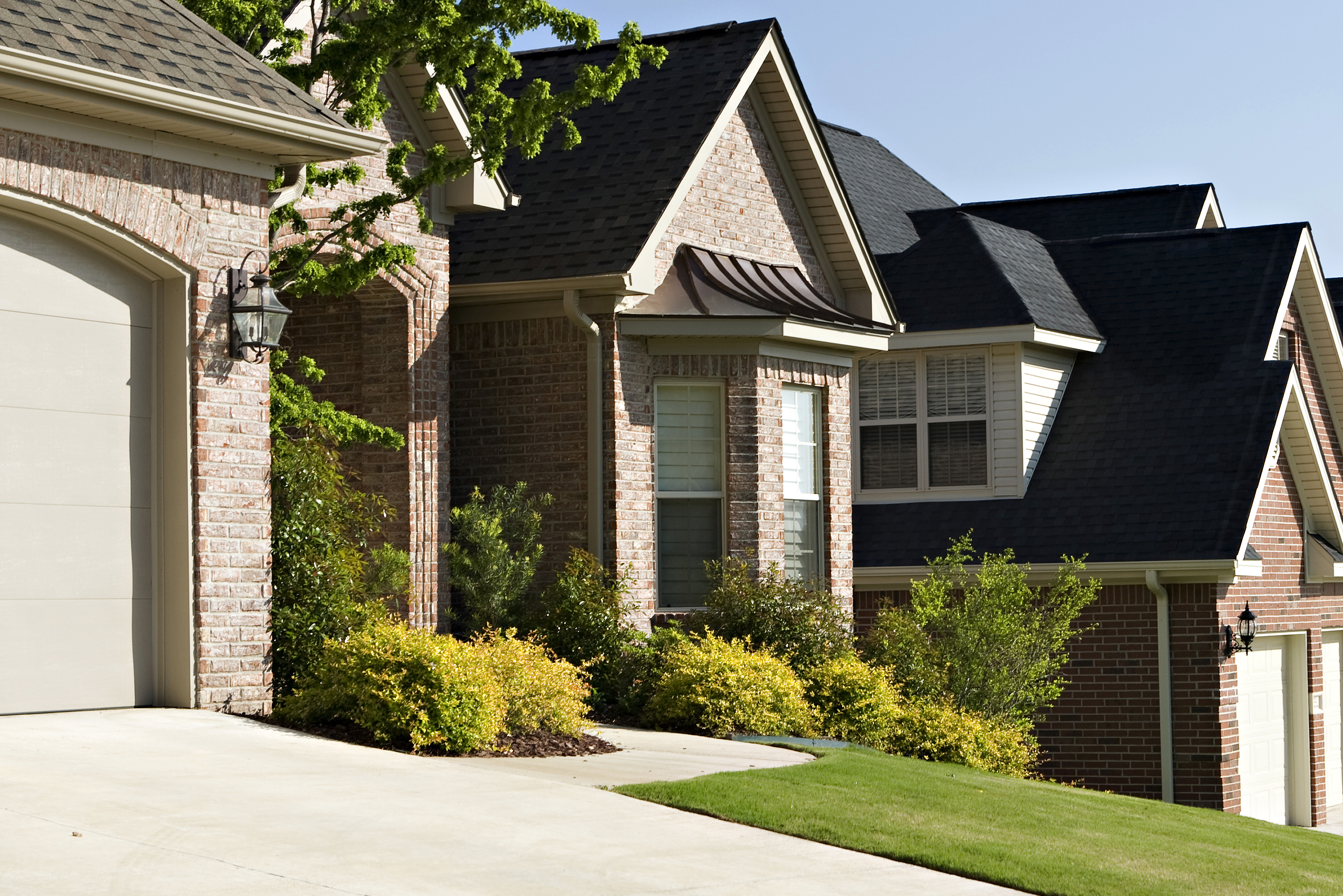 houses as seen from driveway